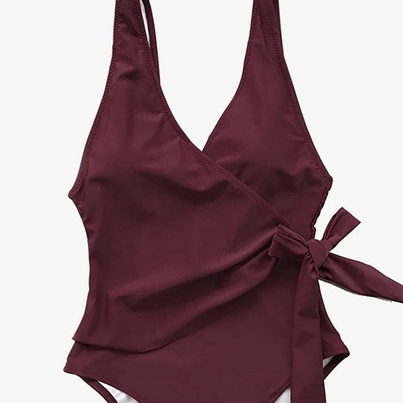 Cupshe Women’s One Piece Swimsuit in Wine Red - Picture 3 of 8